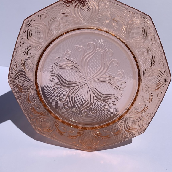 Vintage pink Imperial Glass Blaise AKA Scrolled Thistle Line 705 Salad Plate EUC - Picture 3 of 10